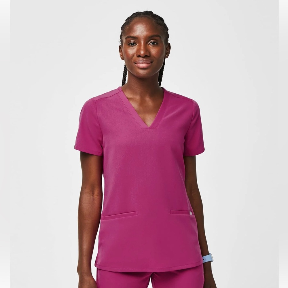 FIGS Women's Raspberry Sorbet Casma